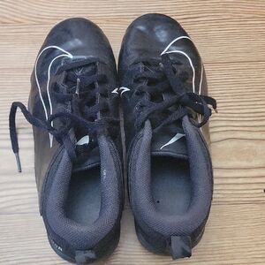 Kids Black Soccer Shoes